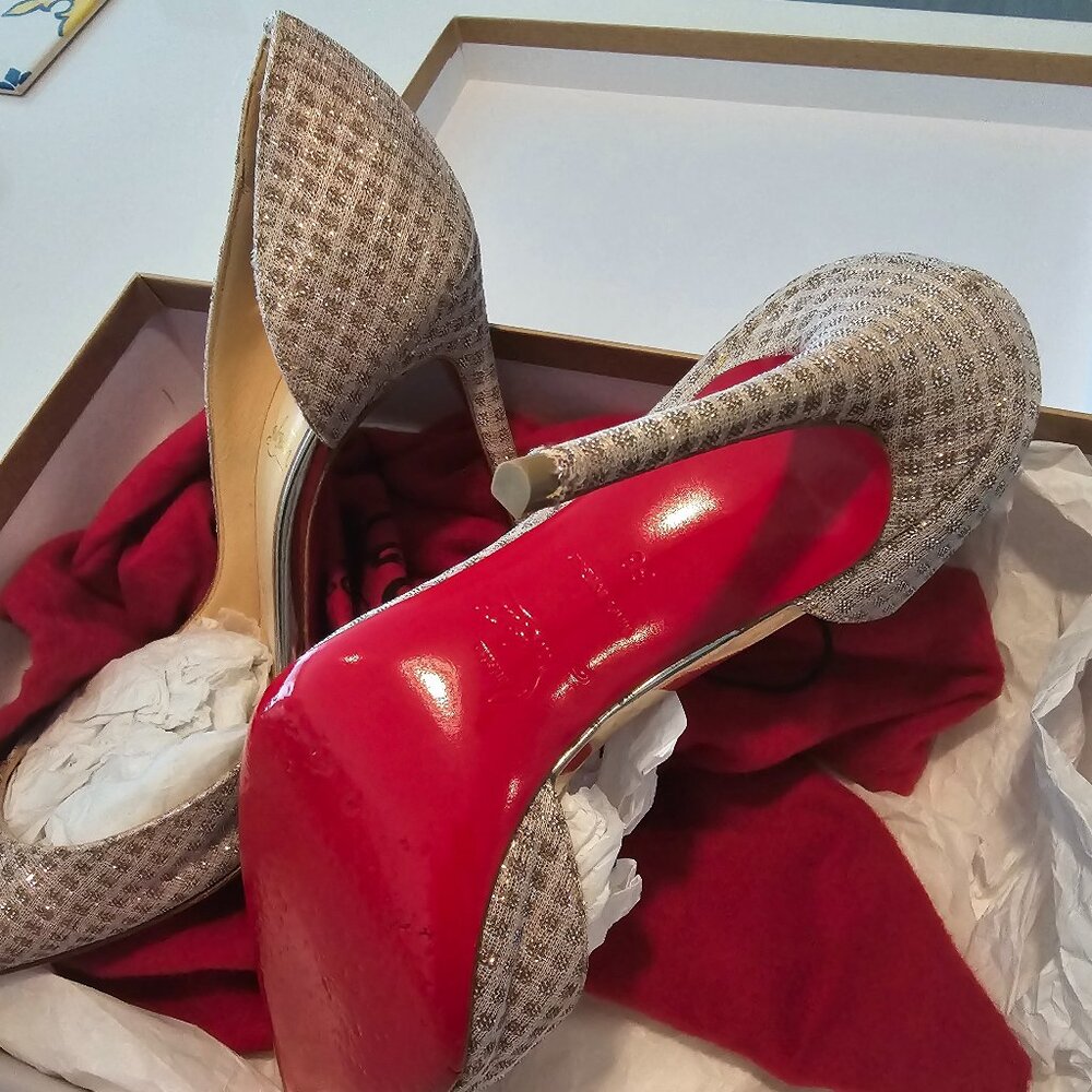 Louboutin iriza EU38